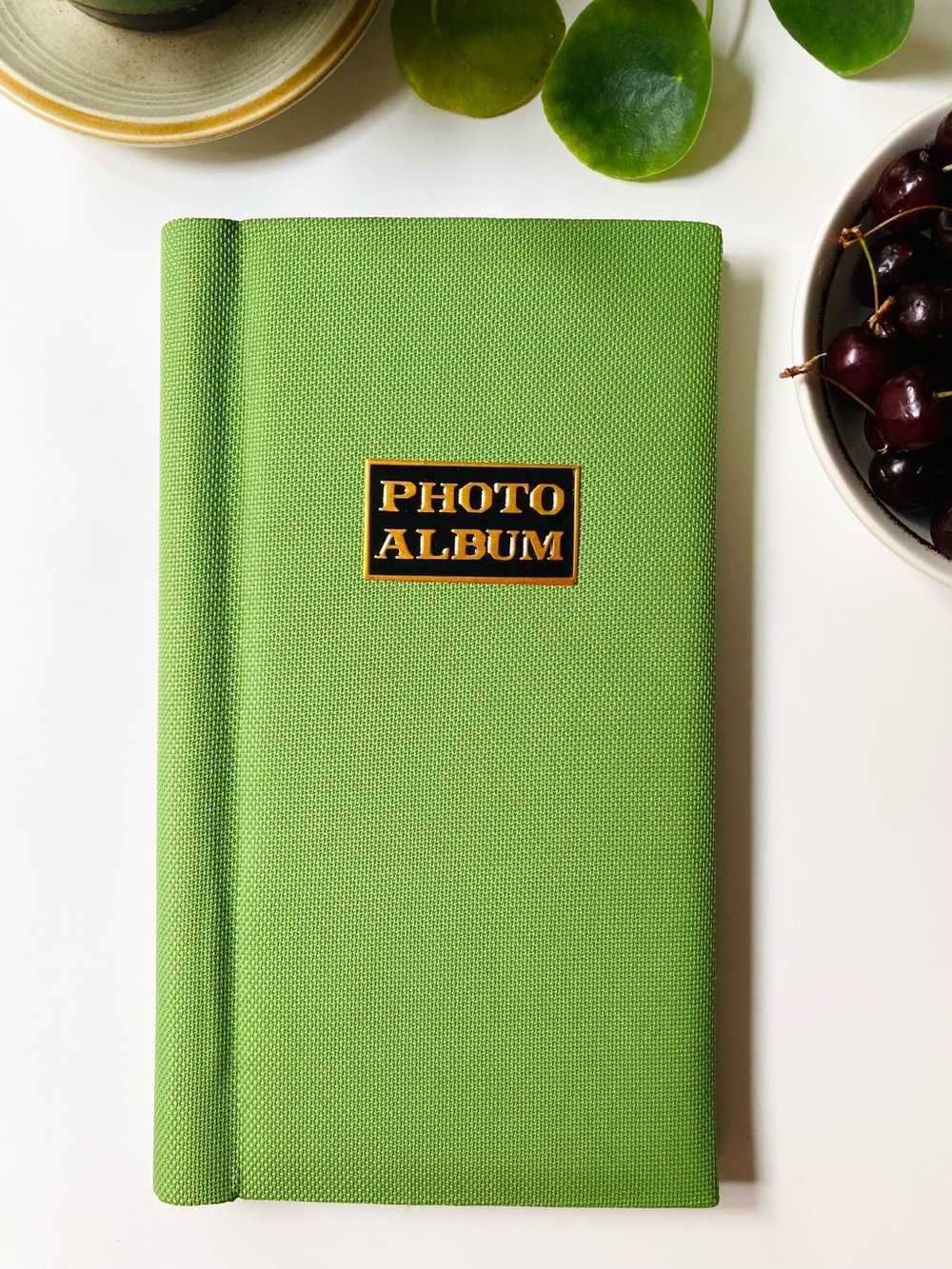 Vintage Green Spiral Photo Album Retro Styling 70s Groovy MCM Picture Archive